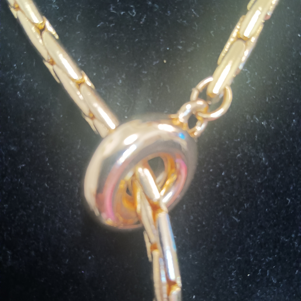 Elegant Shiny Gold Lariat Necklace Adjustable For Comfortable Wear - Picture 5 of 6